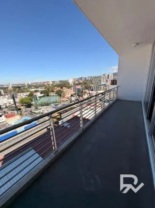 Alquiler de apartamento en zona 10 amueblado y equipado — Apartamento en Alquiler en Zona 10, Guatemala, Ciudad — miniatura 8 de 12