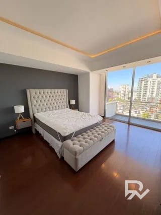 Alquiler de apartamento en zona 10 amueblado y equipado — Apartamento en Alquiler en Zona 10, Guatemala, Ciudad — miniatura 7 de 12