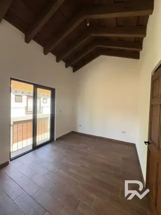 Casa para estrenar en Antigua Gardens, a 15 minutos de Antigua Guatemala — Casa en Venta en Antigua, Sacatepéquez — miniatura 3 de 17