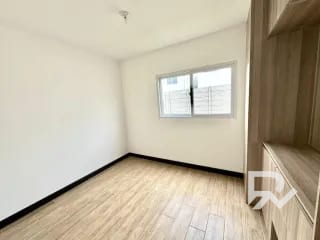 Linda casa en venta para estrenar en Bosques de Santa Elena. — Casa en Venta en Carretera a El Salvador, Guatemala, Ciudad — miniatura 12 de 13