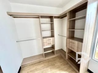 Linda casa en venta para estrenar en Bosques de Santa Elena. — Casa en Venta en Carretera a El Salvador, Guatemala, Ciudad — miniatura 10 de 13