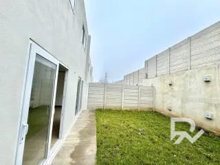 Linda casa en venta para estrenar en Bosques de Santa Elena. — Casa en Venta en Carretera a El Salvador, Guatemala, Ciudad — miniatura 8 de 13