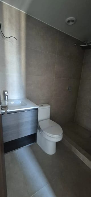 Z.4 ALQUILO APTO. EDIFICIO INARA 2 DORM. 1 PARQUEO* — Apartamento en Alquiler en Inara Cuatro Norte, Zona 4, Guatemala, Ciudad — miniatura 8 de 10