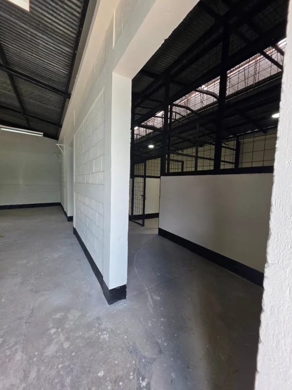 Bodega en renta zona 5 — Bodega / Ofibodega en Alquiler en Jardines de La Asunción, Zona 5, Guatemala, Ciudad — foto 10 de 12