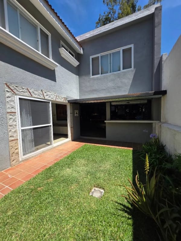 Casa en venta CES km 18.5 — Casa en Venta en Carretera a El Salvador, Guatemala, Ciudad — foto 14 de 17
