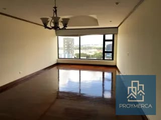 Apartamento en alquiler, Edificio Antiguo Zona 14 — Apartamento en Alquiler en Zona 14, Guatemala, Ciudad — miniatura 1 de 14