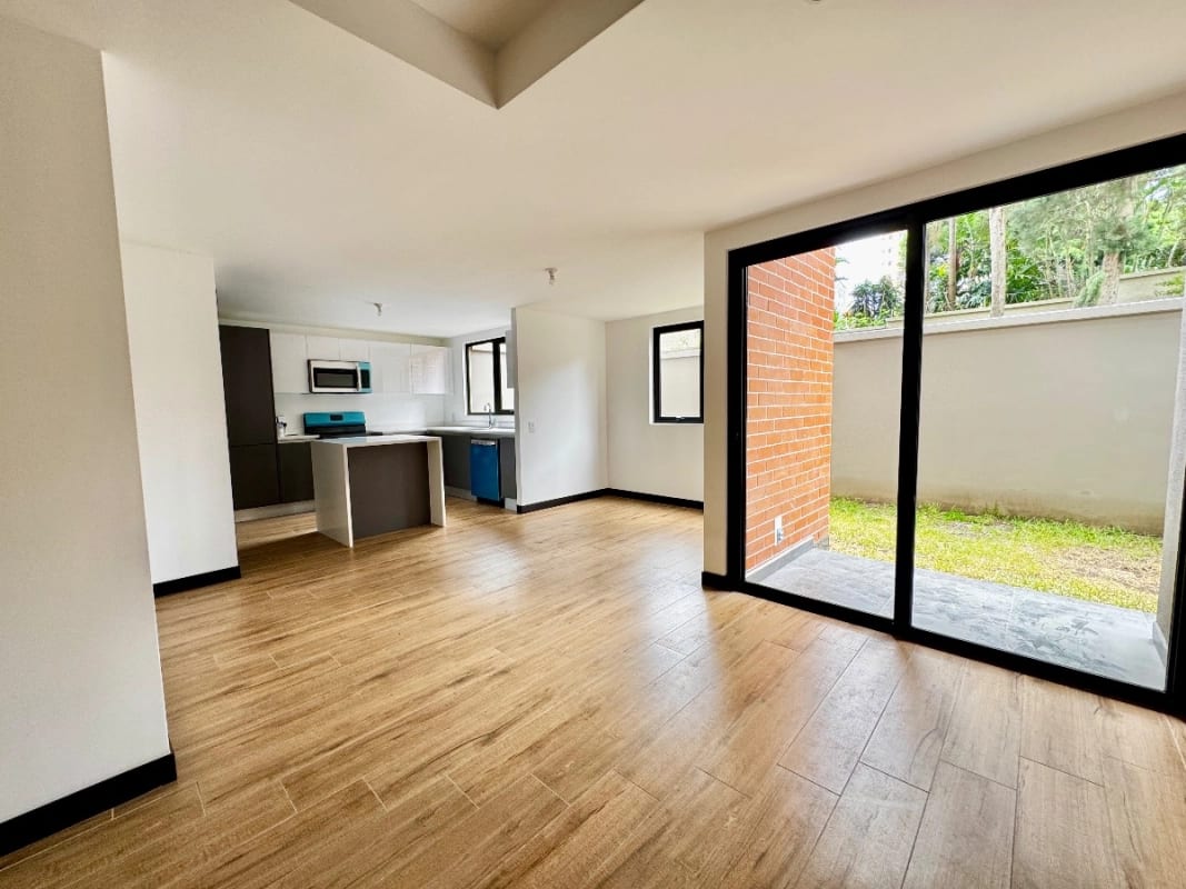 Casa en edificio — Apartamento en Venta en Zona 15, Guatemala, Ciudad — foto 1 de 17