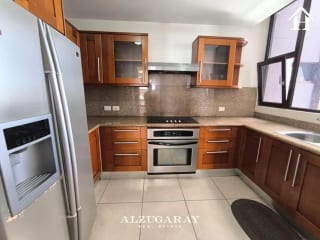 APTO. C/ BALCÓN Z. 14 -2 HAB. / CASA RIALTO — Apartamento en Alquiler en Casa Rialto, Zona 14, Guatemala, Ciudad — miniatura 7 de 11