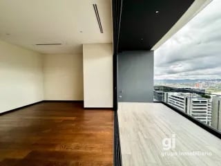 Donde la ubicación, el proyecto y la altura coinciden en lo excepcional. Apartamento en venta — Apartamento en Venta en Zona 10, Guatemala, Ciudad — miniatura 15 de 17