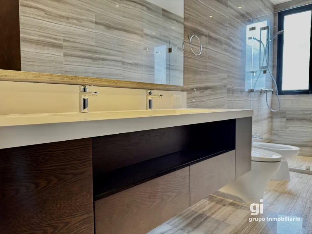 Donde la ubicación, el proyecto y la altura coinciden en lo excepcional. Apartamento en venta — Apartamento en Venta en Zona 10, Guatemala, Ciudad — foto 9 de 17