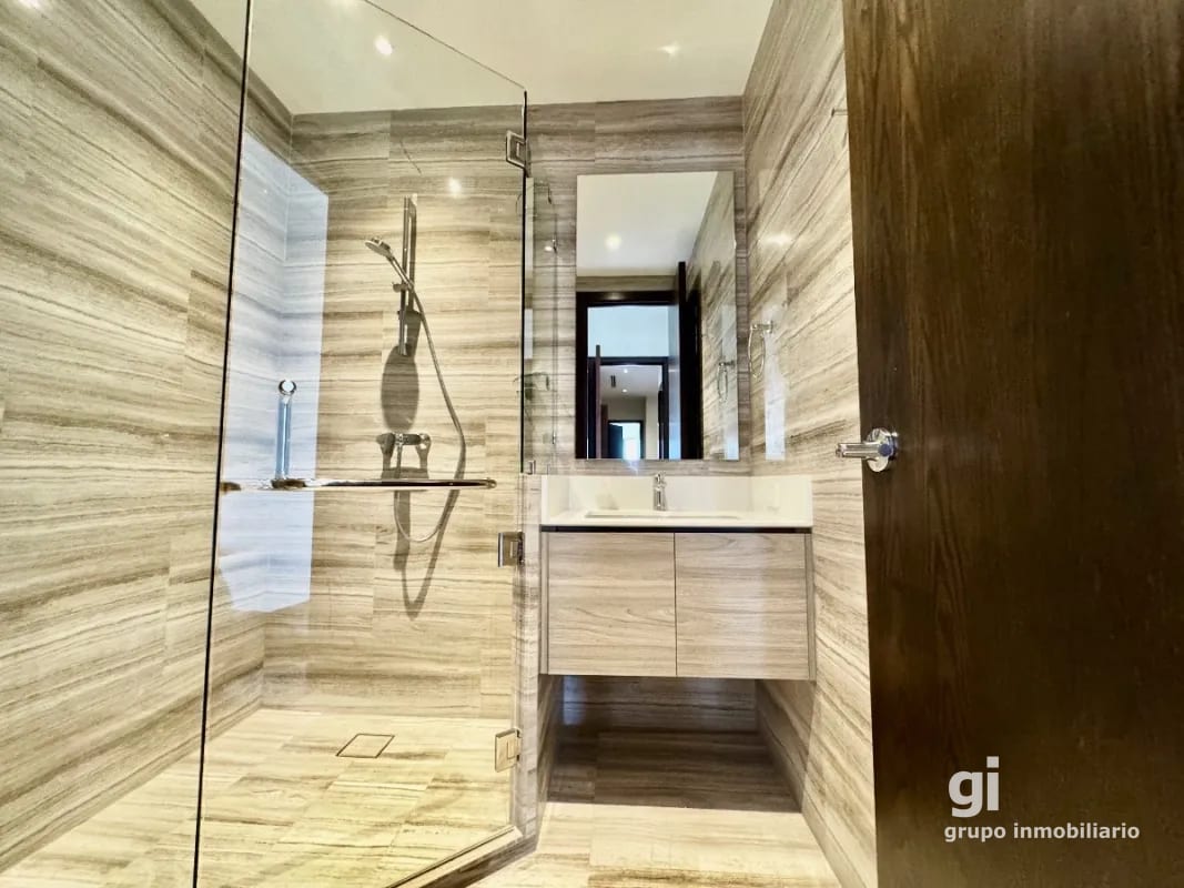 Donde la ubicación, el proyecto y la altura coinciden en lo excepcional. Apartamento en venta — Apartamento en Venta en Zona 10, Guatemala, Ciudad — foto 5 de 17