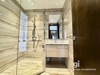 Donde la ubicación, el proyecto y la altura coinciden en lo excepcional. Apartamento en venta — Apartamento en Venta en Zona 10, Guatemala, Ciudad — miniatura 5 de 17