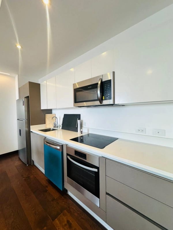 Apartamento en renta amieblado Vasanta — Apartamento en Alquiler en Vasanta, Zona 10, Guatemala, Ciudad — foto 4 de 4
