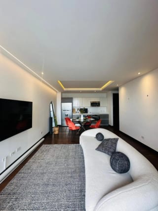 Apartamento en renta amieblado Vasanta — Apartamento en Alquiler en Vasanta, Zona 10, Guatemala, Ciudad — miniatura 3 de 4