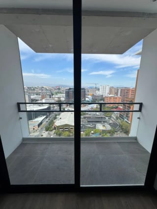 RENTO APARTAMENTO EN ZONA 4 EDIFICIO INARA CUATRO NORTE — Apartamento en Alquiler en Zona 4, Guatemala, Ciudad — miniatura 1 de 15