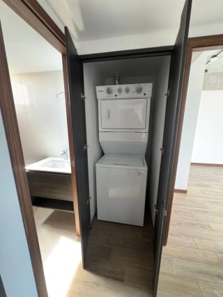 RENTO APARTAMENTO EN ZONA 4 EDIFICIO INARA CUATRO NORTE — Apartamento en Alquiler en Zona 4, Guatemala, Ciudad — miniatura 11 de 15