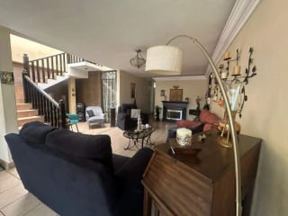 Vendo Casa Amplia con Jardín y Pérgola – Utatlán Zona 11 — Casa en Venta en Zona 11, Guatemala, Ciudad — miniatura 1 de 14