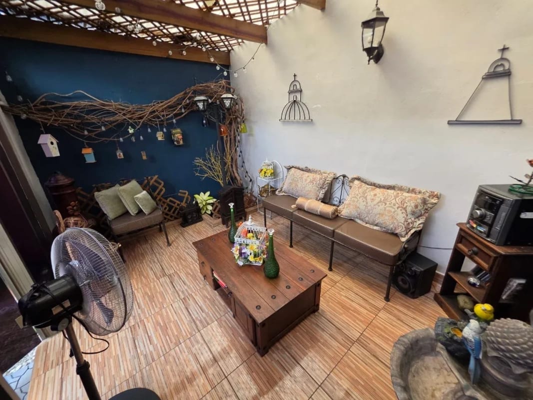 Vendo Casa Amplia con Jardín y Pérgola – Utatlán Zona 11 — Casa en Venta en Zona 11, Guatemala, Ciudad — foto 12 de 14