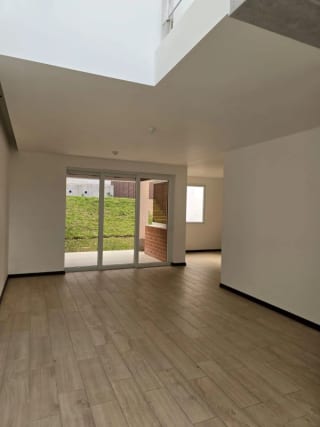 VENDO HERMOSA CASA PARA ESTRENAR TRIVENTO DE SAN VICENTE — Casa en Venta en Trivento, Carretera a El Salvador, Guatemala, Ciudad — miniatura 16 de 17