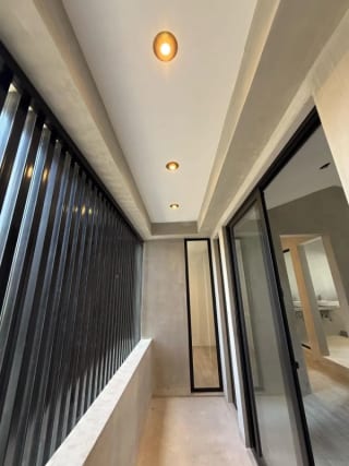 VENDO MODERNA CASA EN LOMA REAL SAN CRISTOBAL — Casa en Venta en Loma Real, Zona 8 Mixco, Guatemala, Ciudad — miniatura 3 de 4
