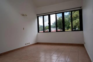 Vendo Linda Casa San Miguel II Kn 16.5 CAES — Casa en Venta en Carretera a El Salvador, Guatemala, Ciudad — miniatura 11 de 14