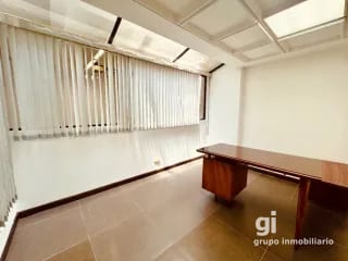 Casa en Venta en Zona 10 - Sector Céntrico y Tranquilo — Casa en Venta en Zona 10, Guatemala, Ciudad — miniatura 4 de 11