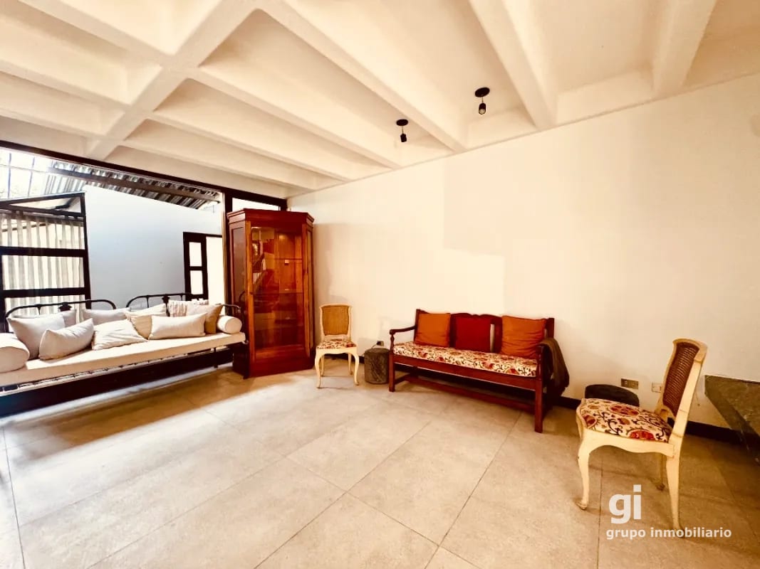 Casa en Venta en Zona 10 - Sector Céntrico y Tranquilo — Casa en Venta en Zona 10, Guatemala, Ciudad — foto 3 de 11