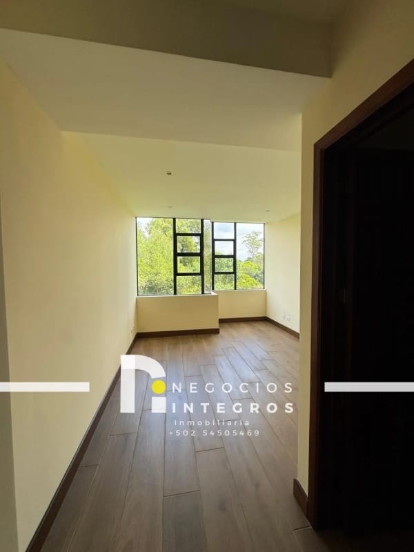 VENDO APARTAMENTO REMODELADO, IMPUESTOS INCLUIDOS,  MILENIA OAKLAND Z.10 — Apartamento en Venta en Milenia, Zona 10, Guatemala, Ciudad — foto 14 de 16