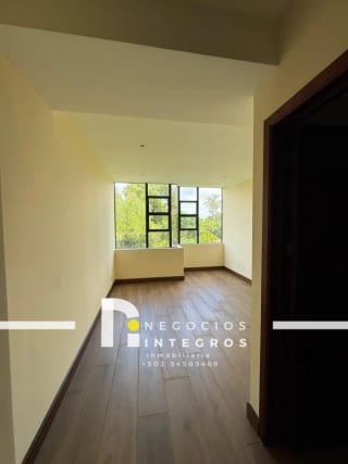 VENDO APARTAMENTO REMODELADO, IMPUESTOS INCLUIDOS,  MILENIA OAKLAND Z.10 — Apartamento en Venta en Milenia, Zona 10, Guatemala, Ciudad — miniatura 14 de 16