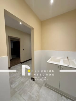 VENDO APARTAMENTO REMODELADO, IMPUESTOS INCLUIDOS,  MILENIA OAKLAND Z.10 — Apartamento en Venta en Milenia, Zona 10, Guatemala, Ciudad — miniatura 7 de 16