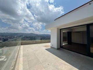 PENTHOUSE DE LUJO EN VENTA – MILENIA OAKLAND, ZONA 10 — Apartamento en Venta en Milenia, Zona 10, Guatemala, Ciudad — miniatura 1 de 7
