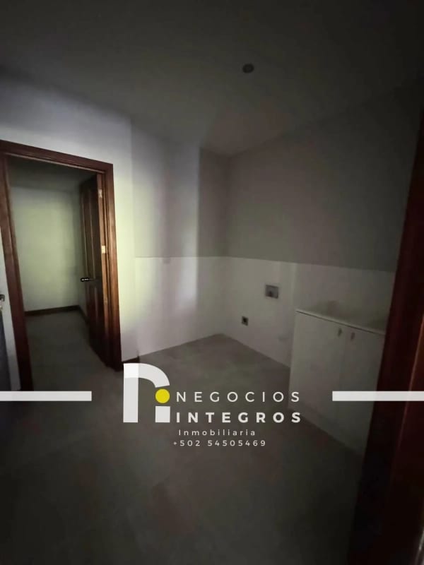 VENDO APARTAMENTO REMODELADO, IMPUESTOS INCLUIDOS,  MILENIA OAKLAND Z.10 — Apartamento en Venta en Milenia, Zona 10, Guatemala, Ciudad — foto 15 de 17
