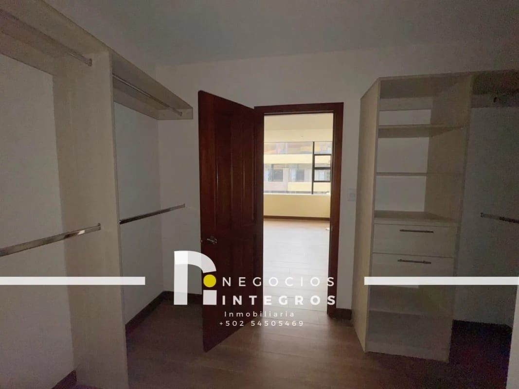 VENDO APARTAMENTO REMODELADO, IMPUESTOS INCLUIDOS,  MILENIA OAKLAND Z.10 — Apartamento en Venta en Milenia, Zona 10, Guatemala, Ciudad — foto 4 de 17