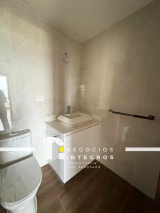 VENDO APARTAMENTO REMODELADO, IMPUESTOS INCLUIDOS,  MILENIA OAKLAND Z.10 — Apartamento en Venta en Milenia, Zona 10, Guatemala, Ciudad — miniatura 2 de 16