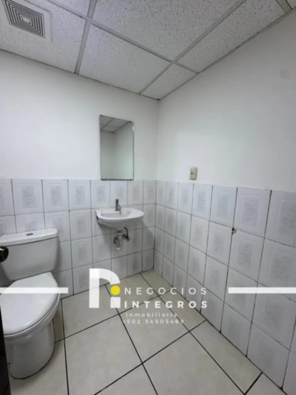 RENTO OFICINA EN PALADIUM ZONA 10 74 MTS2 — Oficina en Alquiler en Paladium, Zona 10, Guatemala, Ciudad — foto 9 de 13