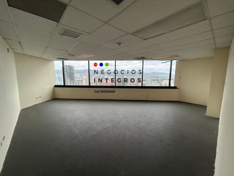 OFICINAS EN ALQUILER 892 M2 EN PENTHOUSE Z.10 (Parqueos disponibles) — Oficina en Alquiler en Zona 10, Guatemala, Ciudad — foto 2 de 7
