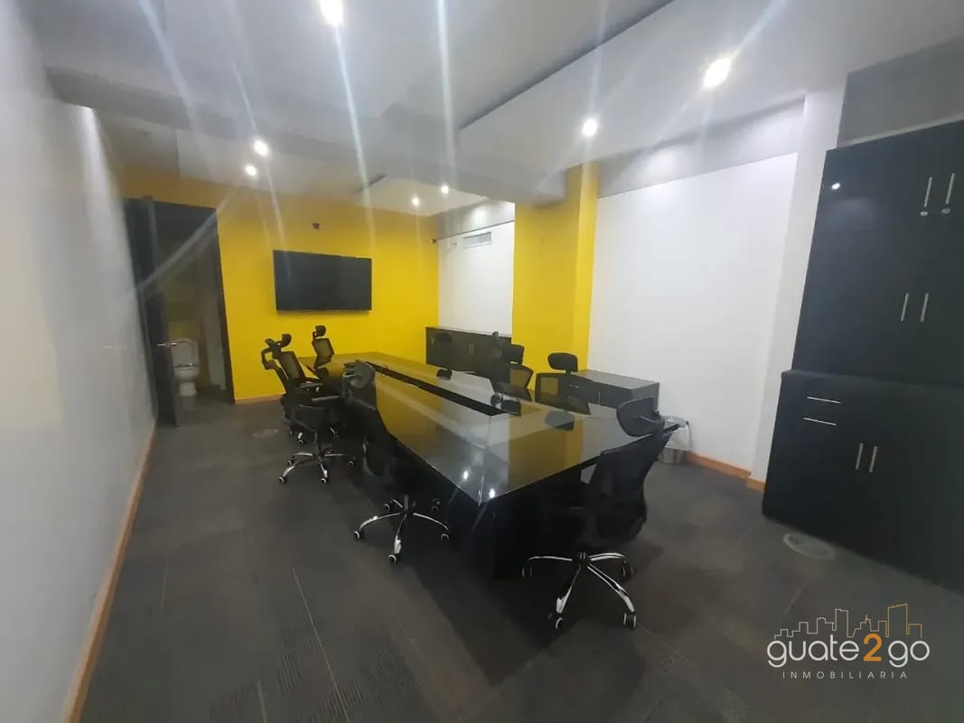 Oficina amueblada en zona 10 — Oficina en Alquiler en Zona 10, Guatemala, Ciudad — foto 9 de 9