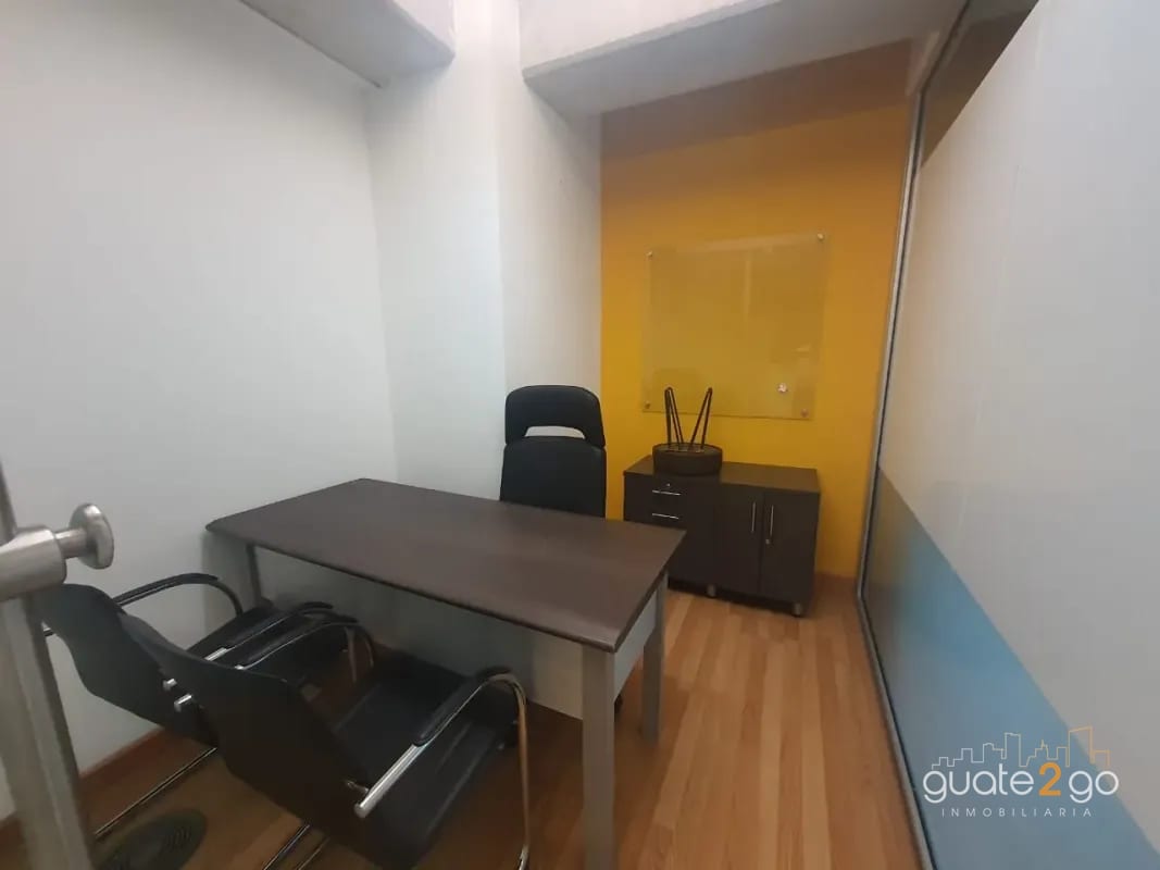 Oficina amueblada en zona 10 — Oficina en Alquiler en Zona 10, Guatemala, Ciudad — foto 2 de 9