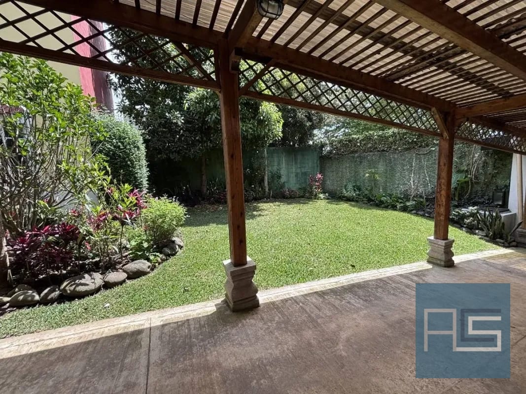 *Amplia casa en VENTA en Arrazola Panorama, Carretera a El Salvador* — Casa en Venta en Arrazola Panorama, Carretera a El Salvador, Guatemala, Ciudad — foto 16 de 16