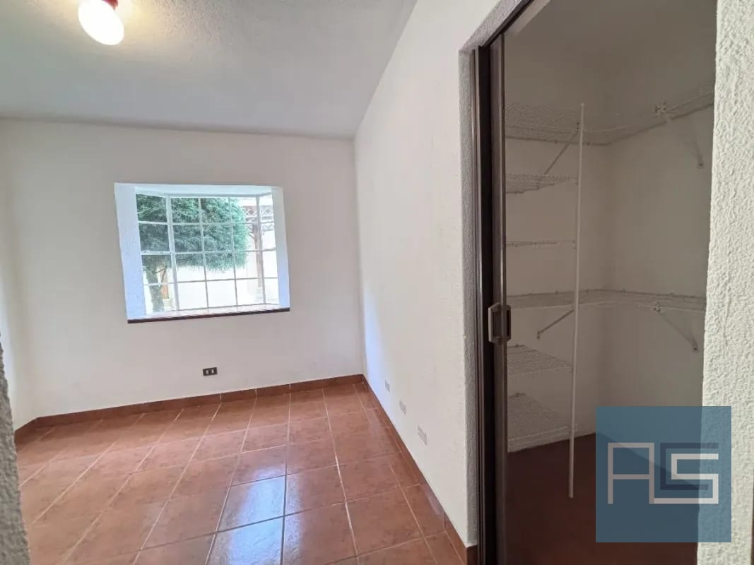*Amplia casa en VENTA en Arrazola Panorama, Carretera a El Salvador* — Casa en Venta en Arrazola Panorama, Carretera a El Salvador, Guatemala, Ciudad — foto 2 de 16