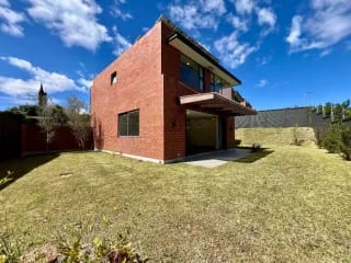 Casa en renta o venta en Residencias Concepción — Casa en Venta en Carretera a El Salvador, Guatemala, Ciudad — miniatura 7 de 12