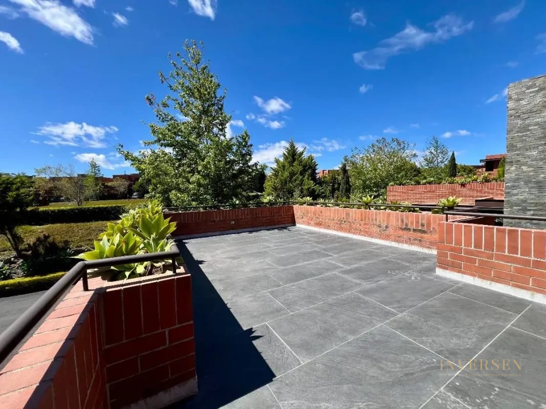 Casa en renta o venta en Residencias Concepción — Casa en Venta en Carretera a El Salvador, Guatemala, Ciudad — foto 2 de 12