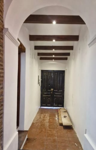 Hermosa Casa Colonial en Renta en Zona 1, Excelente Ubicación — Casa en Alquiler en Zona 1, Guatemala, Ciudad — miniatura 2 de 13