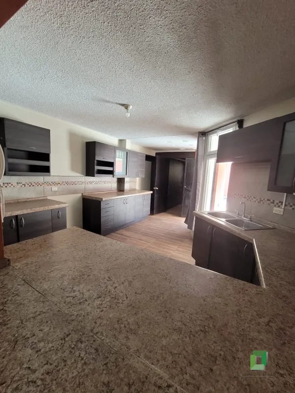 Casa en Venta Pinabetes Carretera al Salvador — Casa en Venta en Carretera a El Salvador, Guatemala, Ciudad — foto 16 de 17