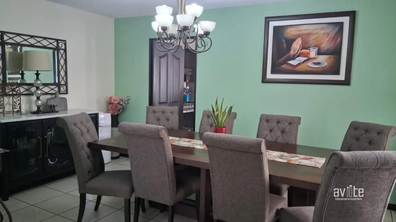Condado Naranjo, casa totalmente equipada, dentro de Alameda Norte  Q13,500 — Casa en Alquiler en Condado Naranjo, Zona 4 Mixco, Guatemala, Ciudad — foto 3 de 11