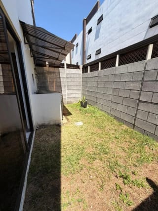 Casa en venta en Residencial km. 16 entrada Olmeca — Casa en Venta en Carretera a El Salvador, Guatemala, Ciudad — miniatura 6 de 6