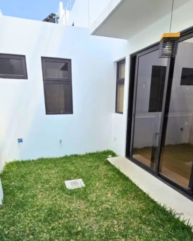 CASA EN VENTA ZONA 16 SAN ISIDRO DE TRES NIVELES — Casa en Venta en Zona 16, Guatemala, Ciudad — foto 3 de 10