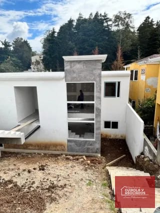 CASA EN VENTA EN KM 17 CAMINO DE FRAIJANES 150CVCD — Casa en Venta en Vila Verde, Carretera a El Salvador, Guatemala, Ciudad — miniatura 4 de 6