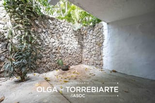 Casa remodelada en Oakland II, Zona 10 — Casa en Venta en Zona 10, Guatemala, Ciudad — miniatura 3 de 17