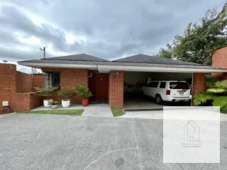 Casa carretera Muxbal — Casa en Venta en Muxbal, Guatemala, Ciudad — miniatura 1 de 7